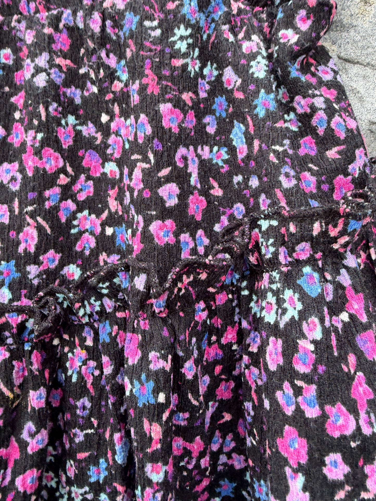 Pink flowers skirt  6-7y (116-122cm)