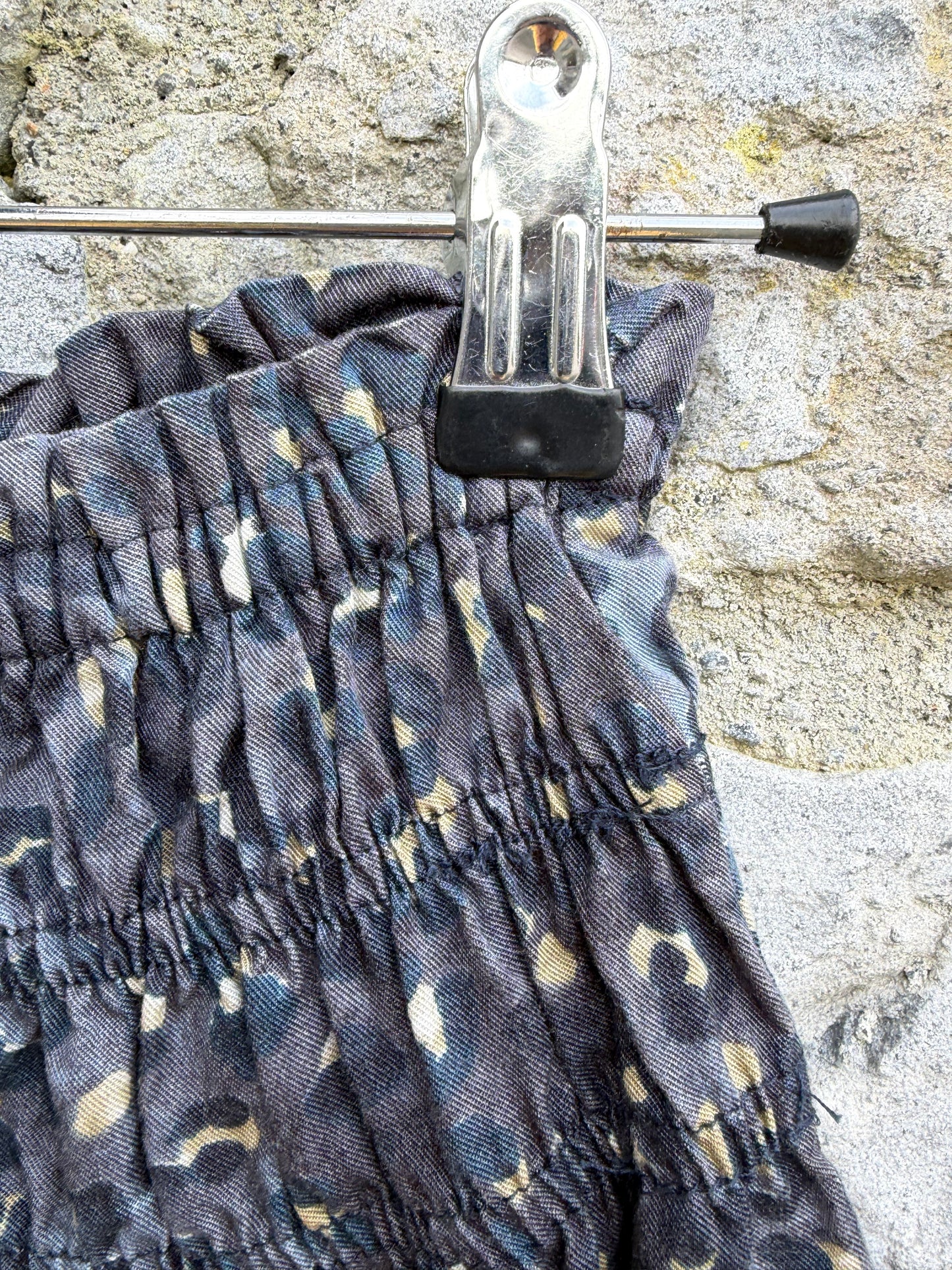 Grey leopard print skort  7-8y (122-128cm)