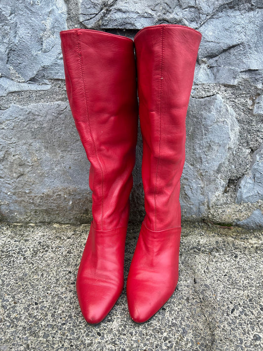 80s red leather boots  uk 6 (eu 39)