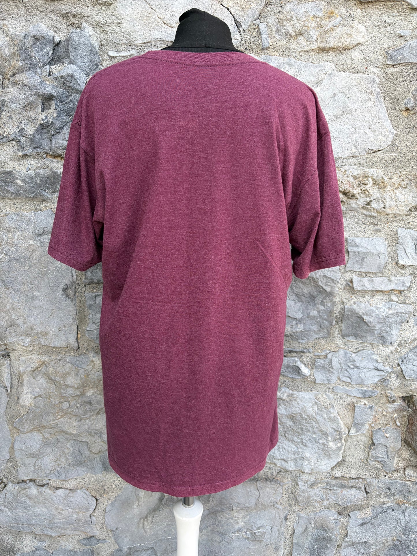 Tribal-style bird maroon T-shirt Small
