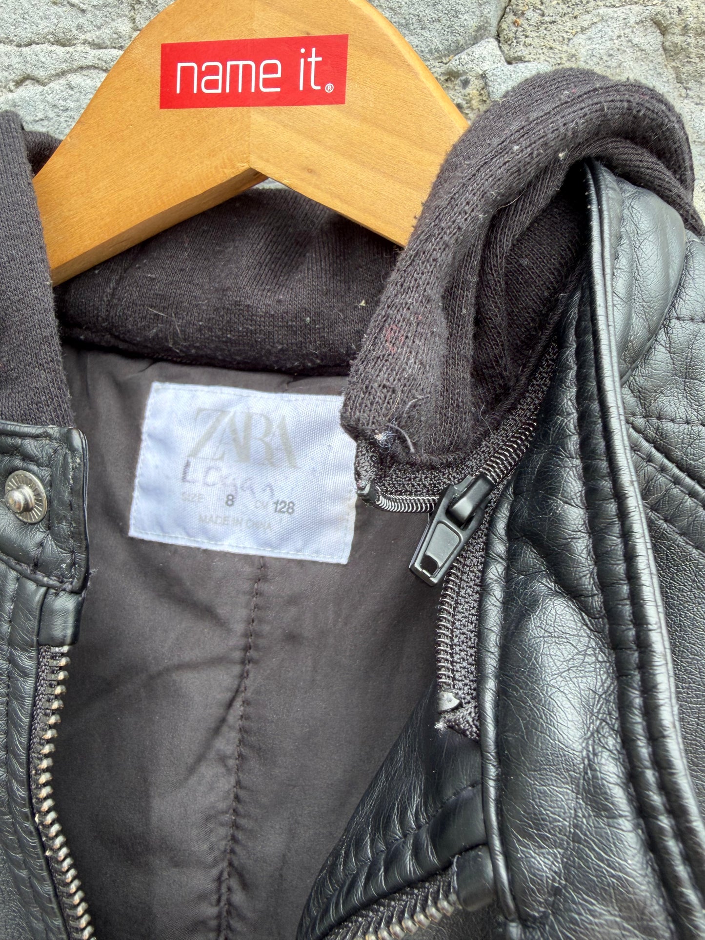 Black biker jacket  7-8y (122-128cm)