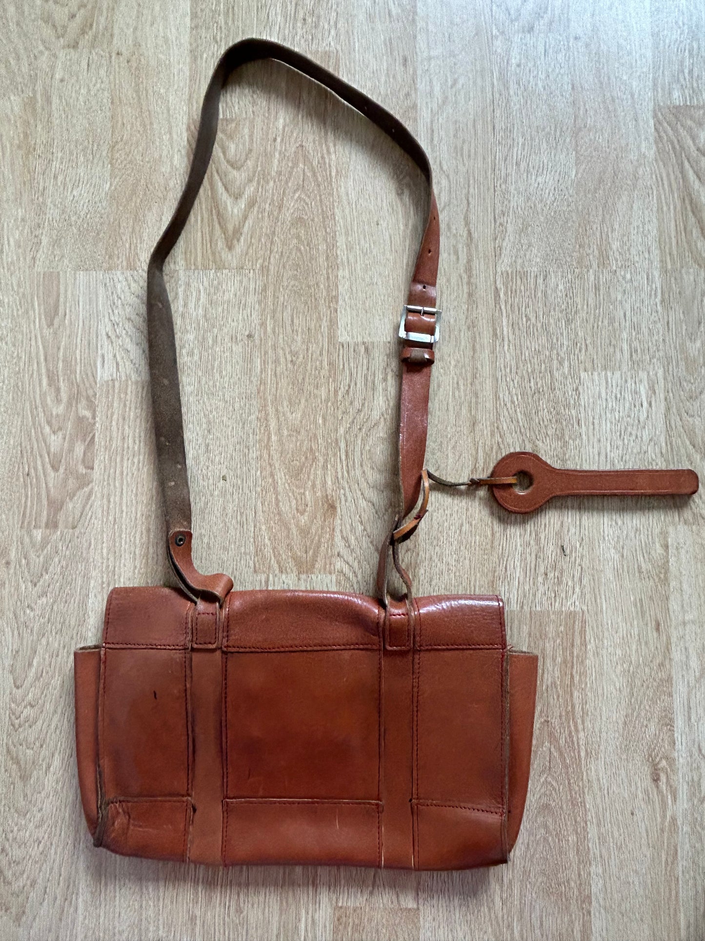 Leather crossbody bag