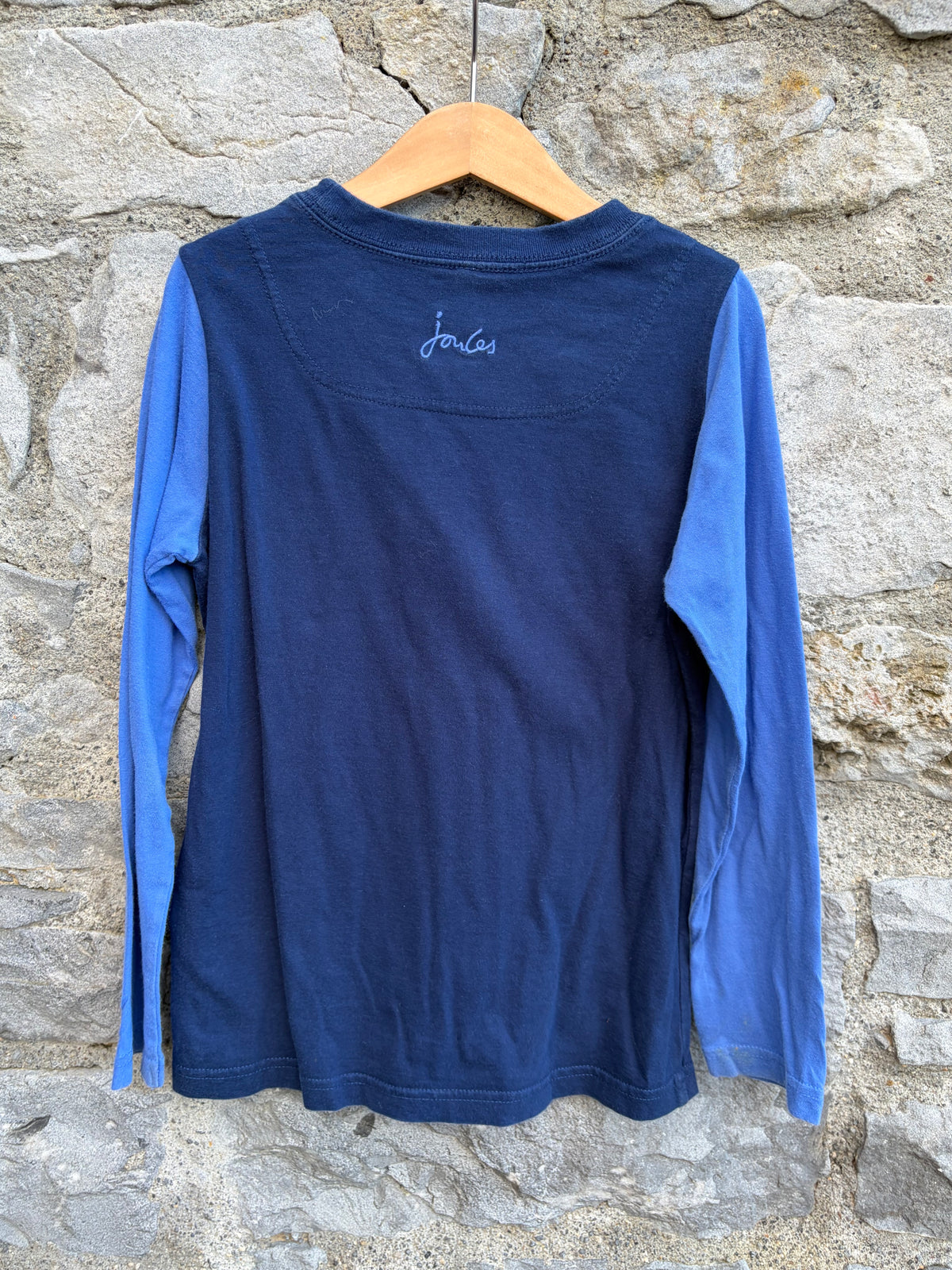 Tarantula raglan blue top 7-8y (122-128cm)