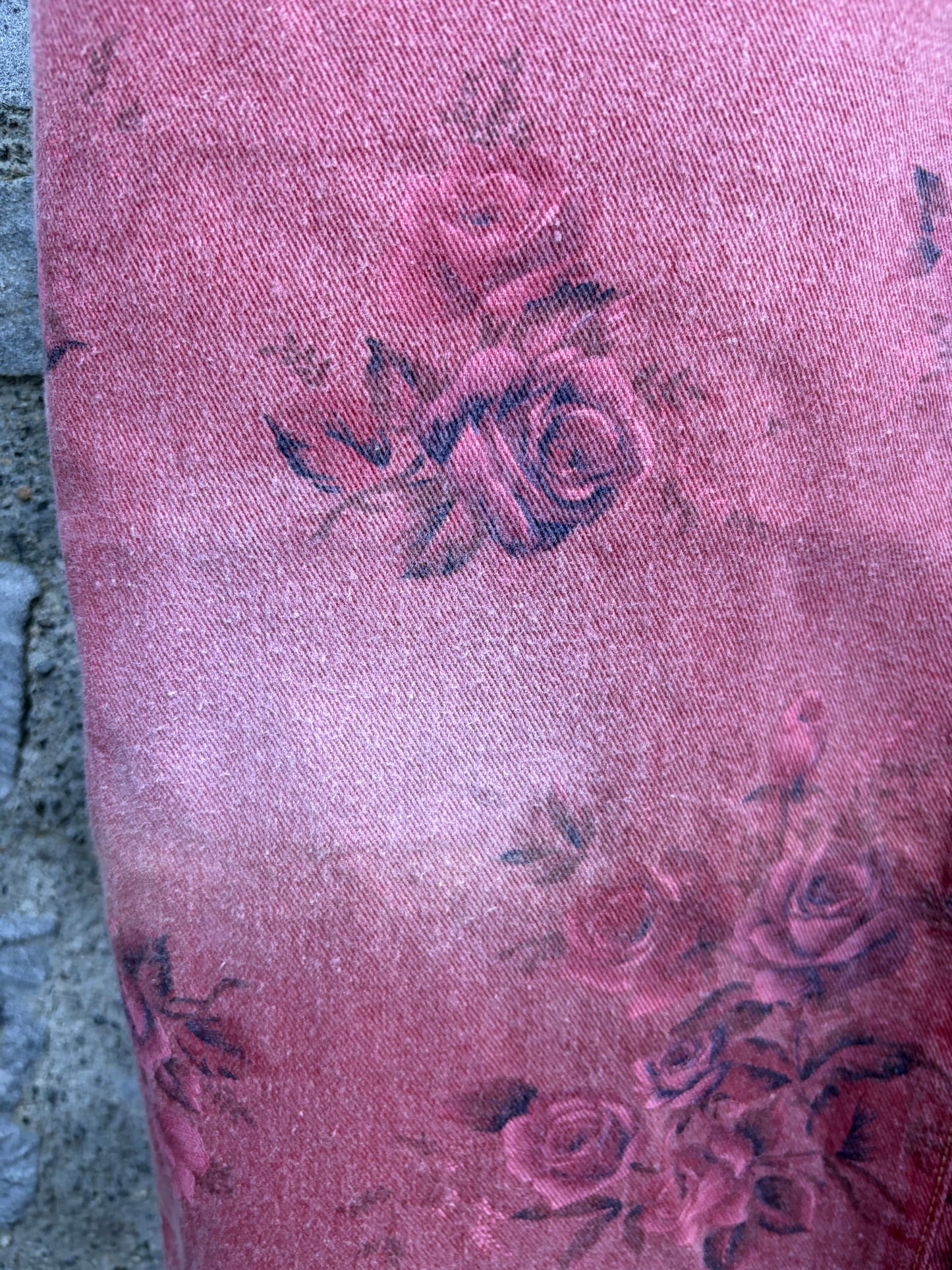 90s maroon floral jeans XS