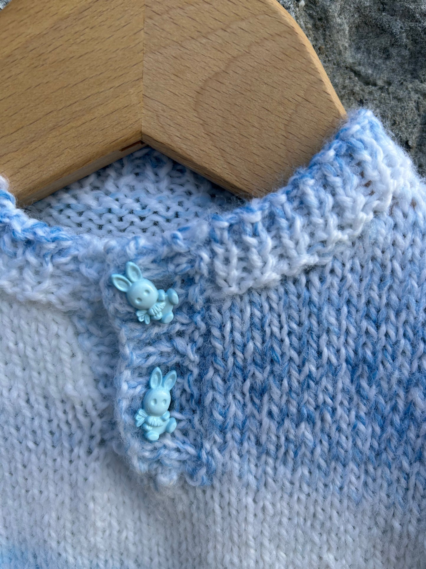 Blue ombré jumper  3-6m (62-68cm)