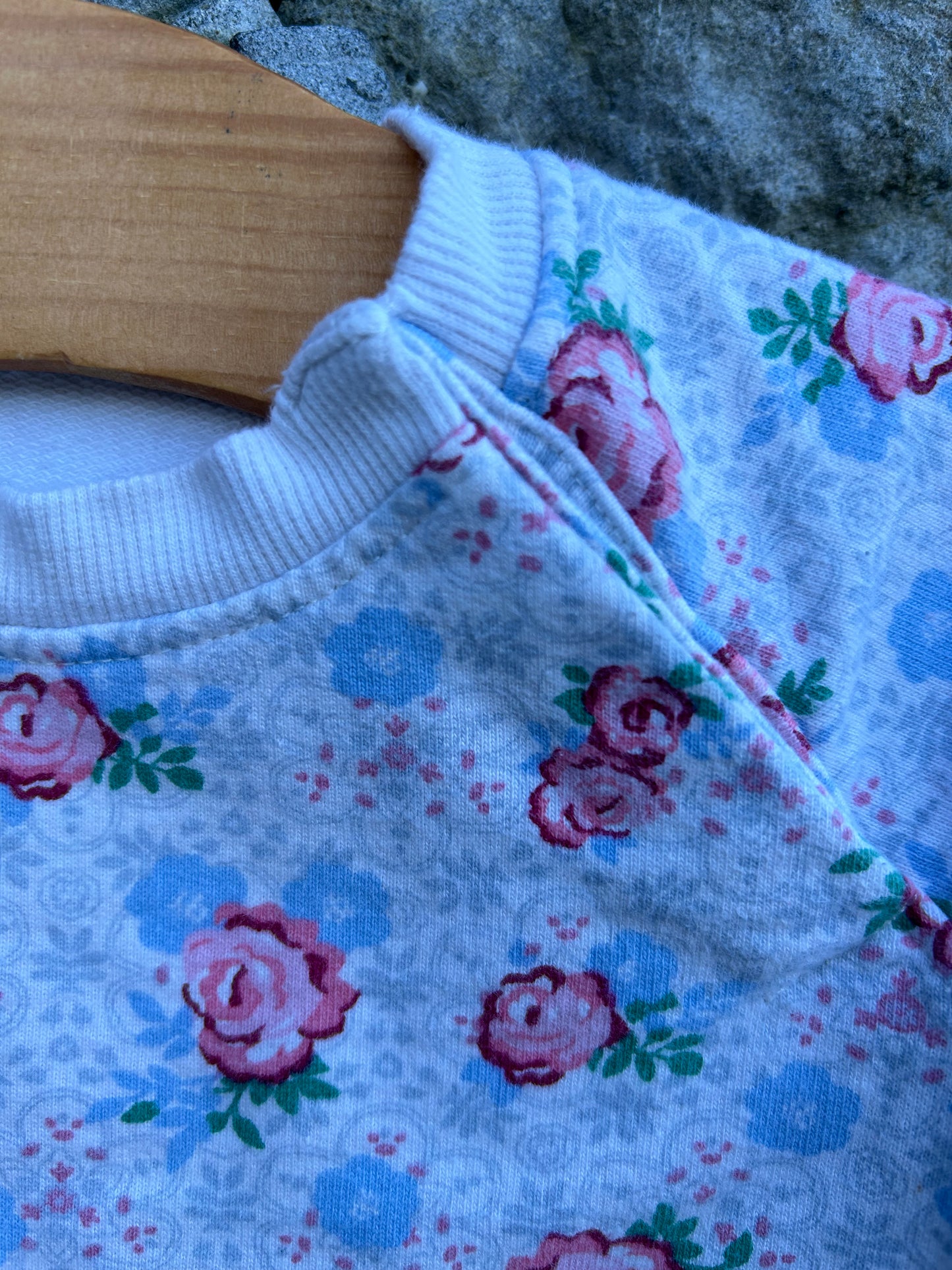 Pink roses sweatshirt  0-3m (56-62cm)