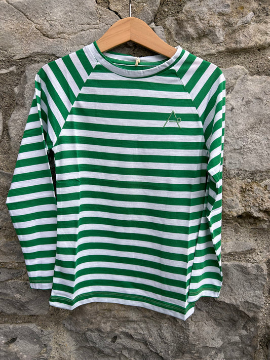 Green stripy top   5y (110cm)