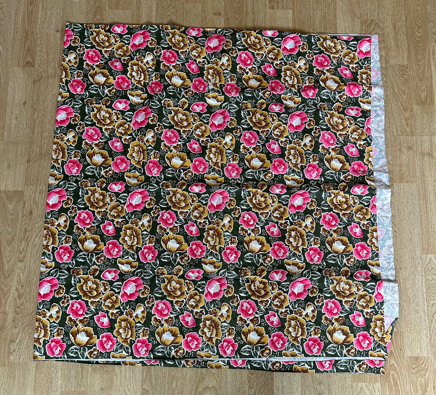 Floral pink&khaki fabric