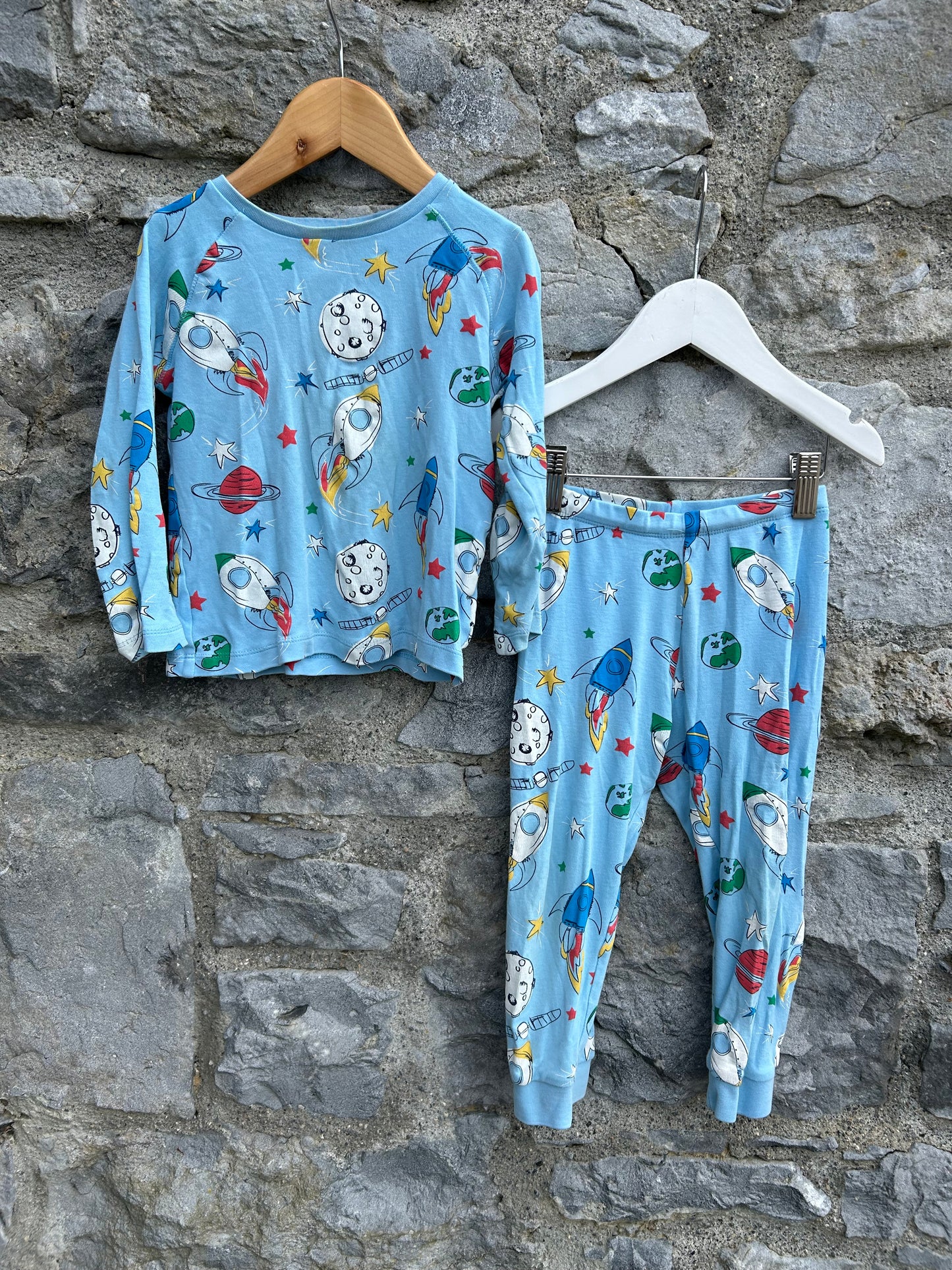 Blue space pjs  2-3y (92-98cm)