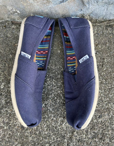 Navy canvas toms  uk 4.5 (eu 37.5)