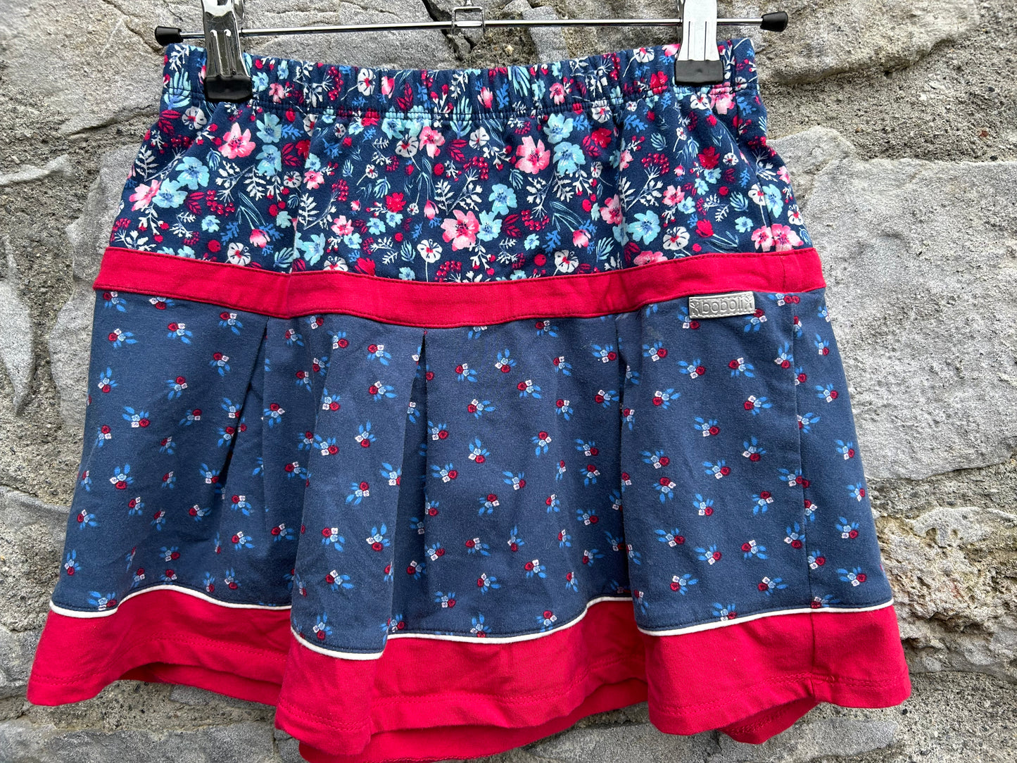 Navy floral skirt  9-10y (134-140cm)