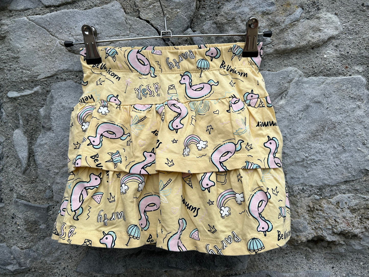 Unicorn tiered yellow skirt  4-5y (104-110cm)