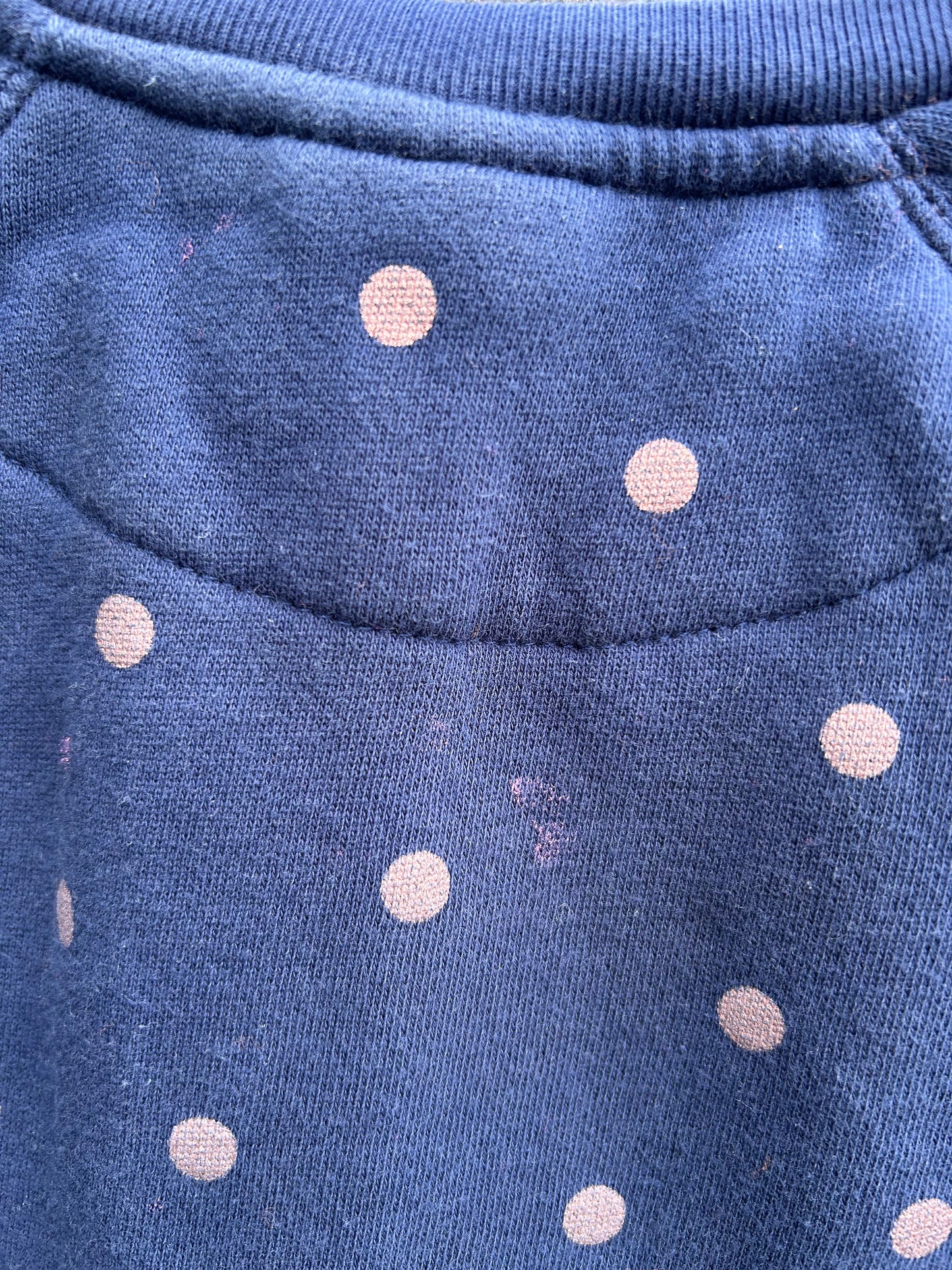 MB Spotty navy sweatshirt  7y (122cm)