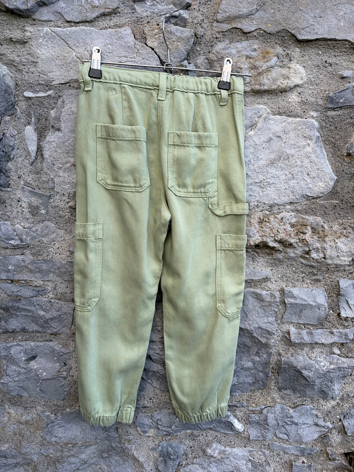 Olive green pants 6y (116cm)