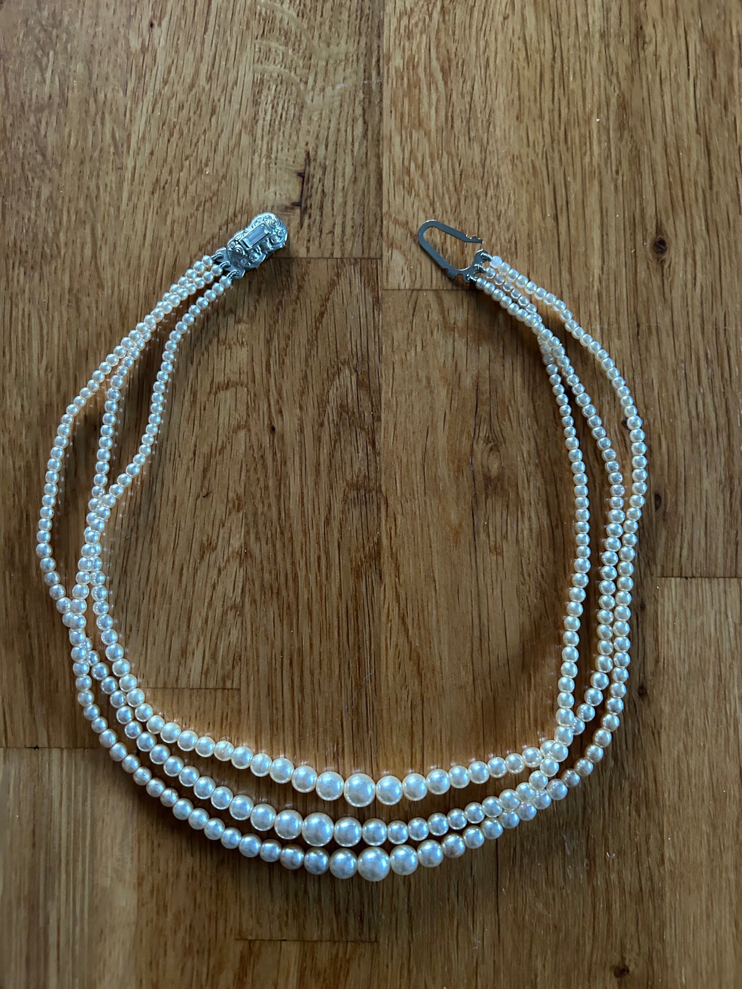 Pearl necklace