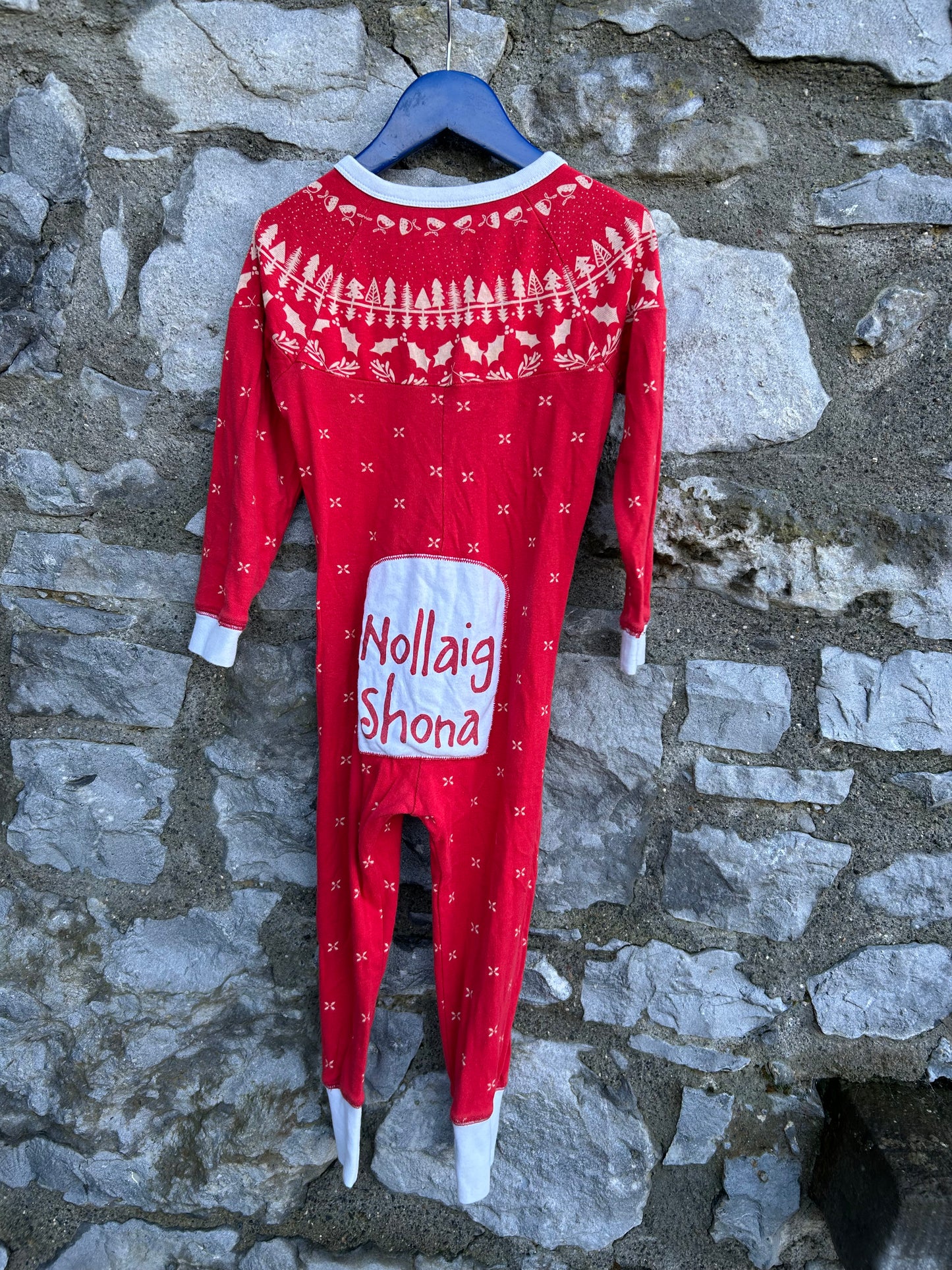 Red Christmas onesie  3-4y (98-104cm)