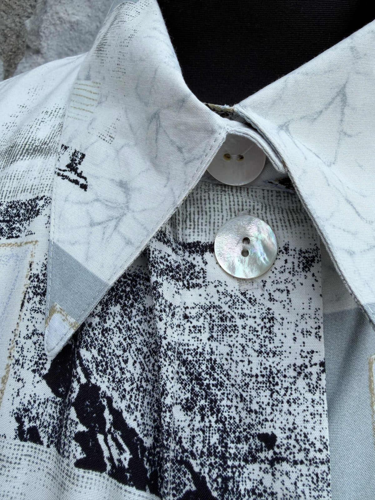 90s white&grey abstract shirt uk 14-16