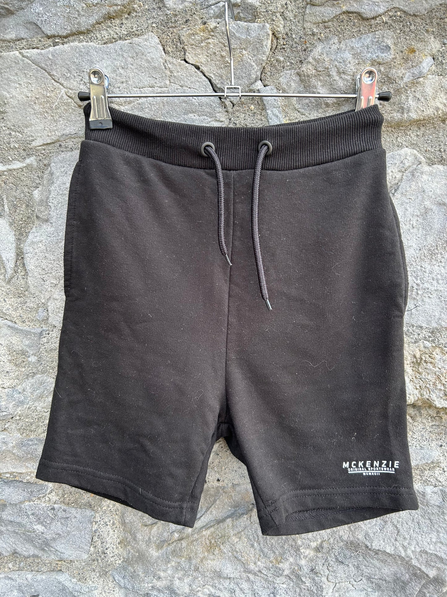 Black shorts  10-11y (140-146cm)