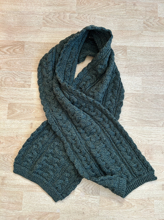 Khaki woolly scarf