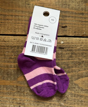 Load image into Gallery viewer, Purple&amp;pink stripy socks  16/18
