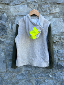 Grey logo raglan hoodie  8-9y (128-134cm)