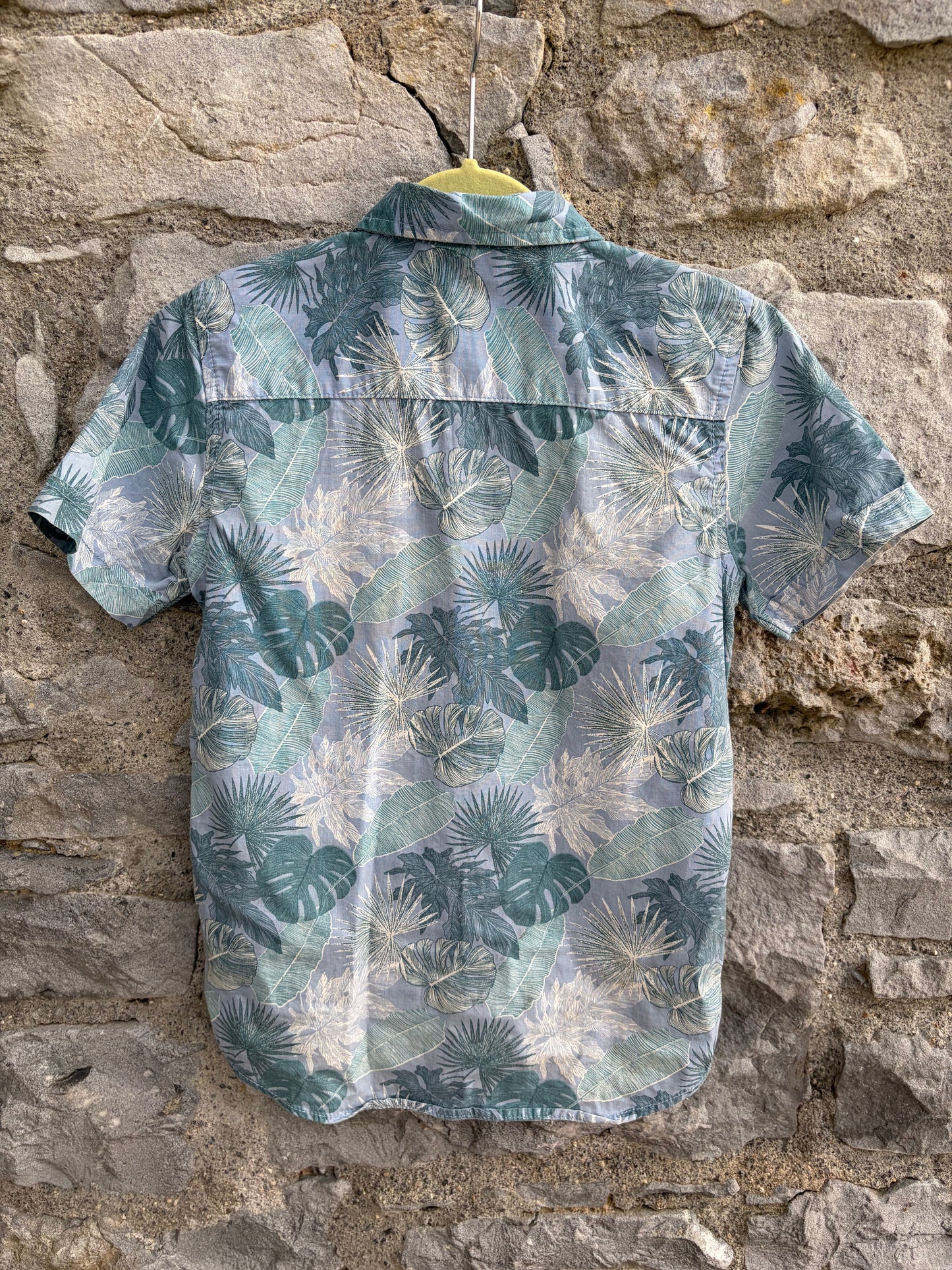 Green palm leaves shirt  6-7y (116-122cm)