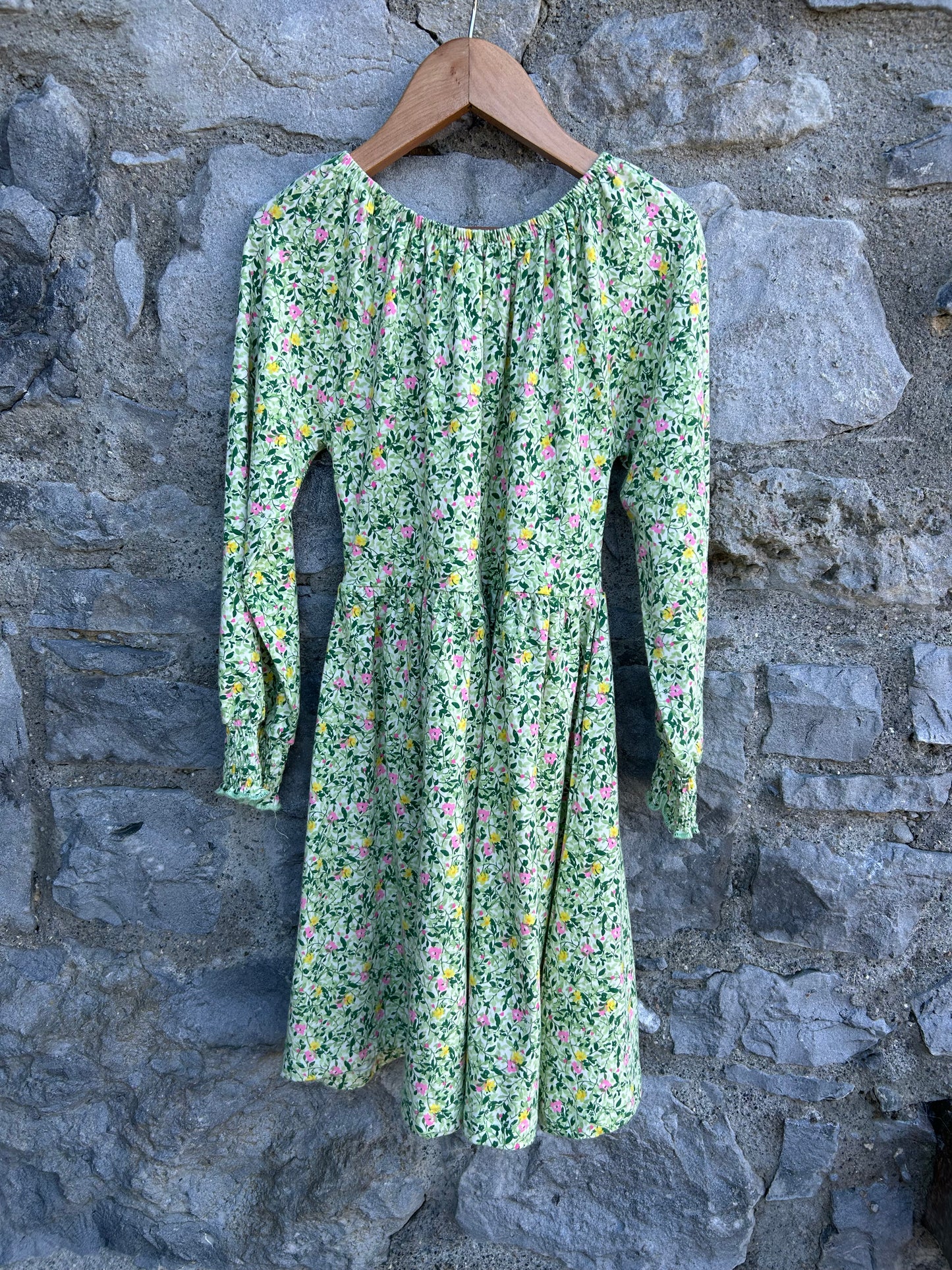 Green floral dress 7-8y (122-128cm)