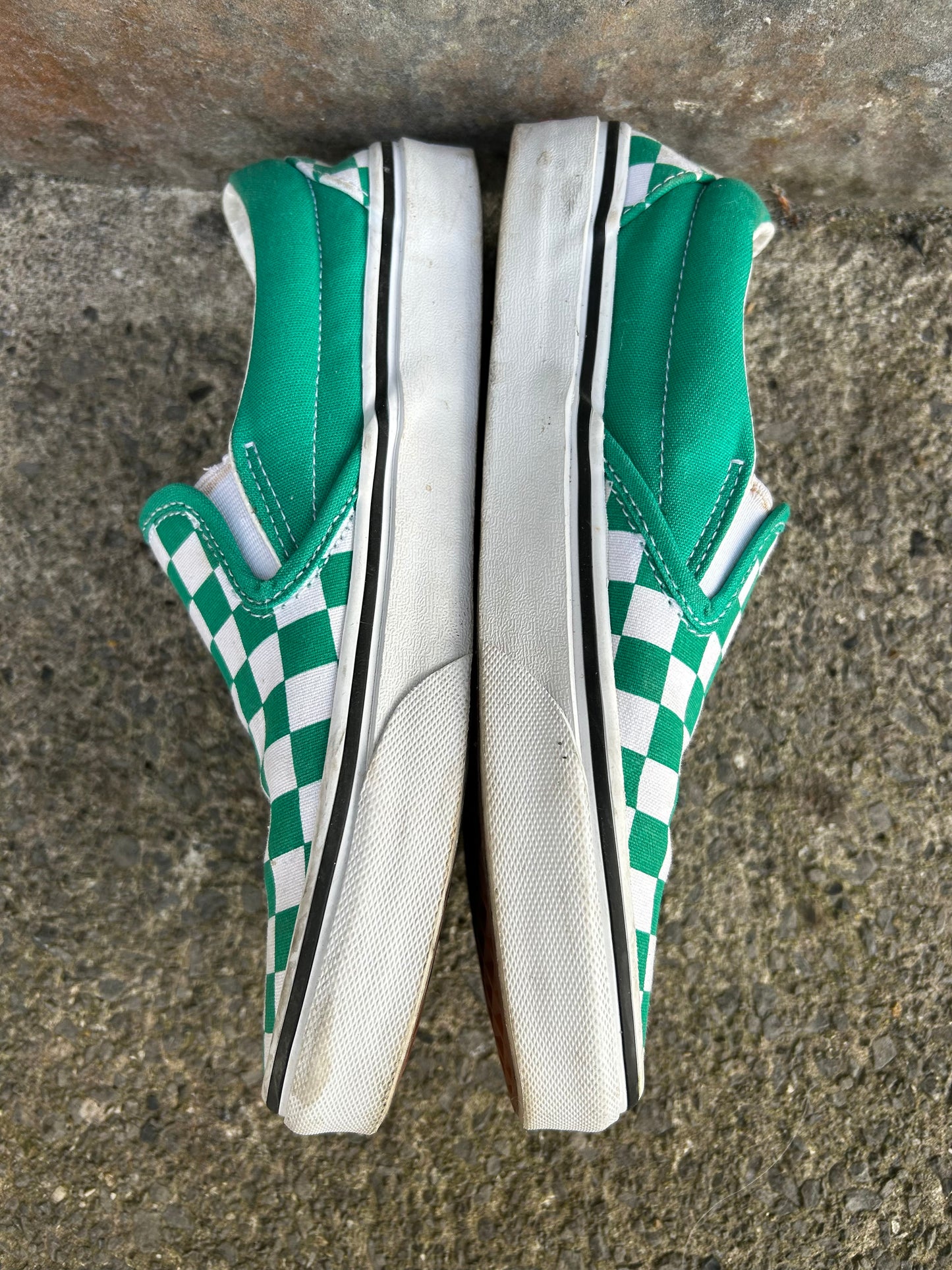 Green check trainers   uk 5 (eu 38)