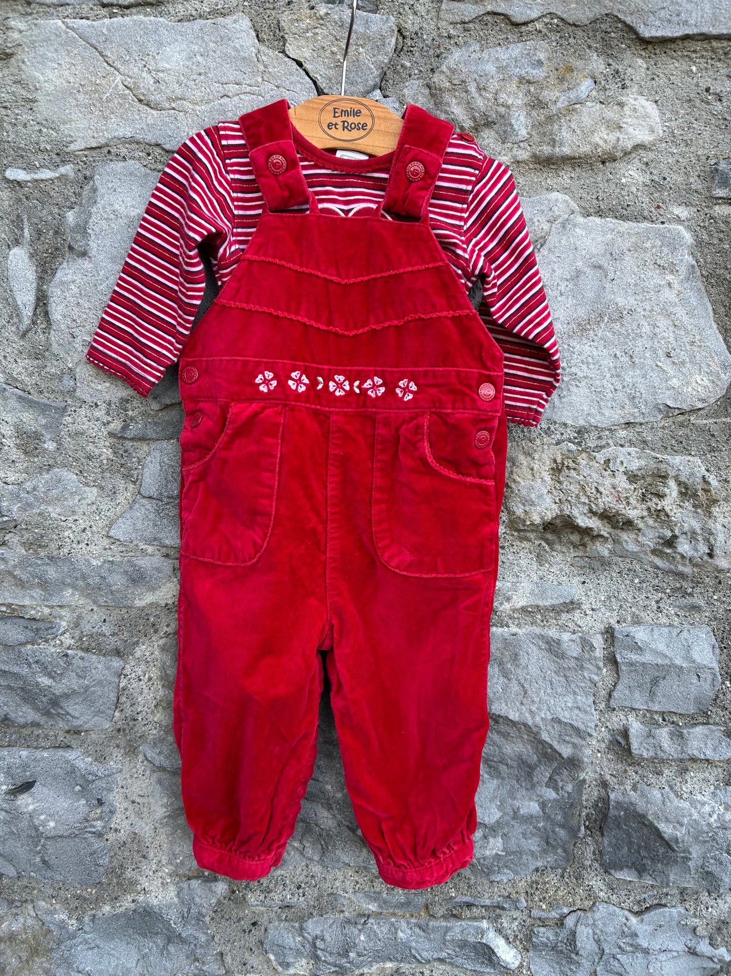 Stripy red heart vest   6-9m (68-74cm)