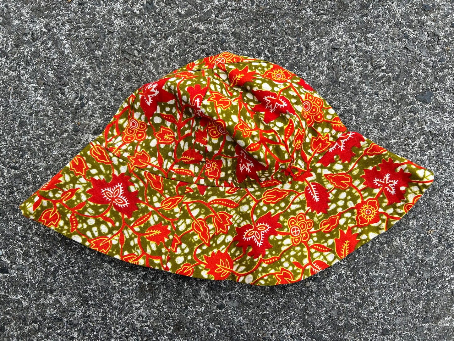 Orange flowers sun hat   2-4y (92-104cm)