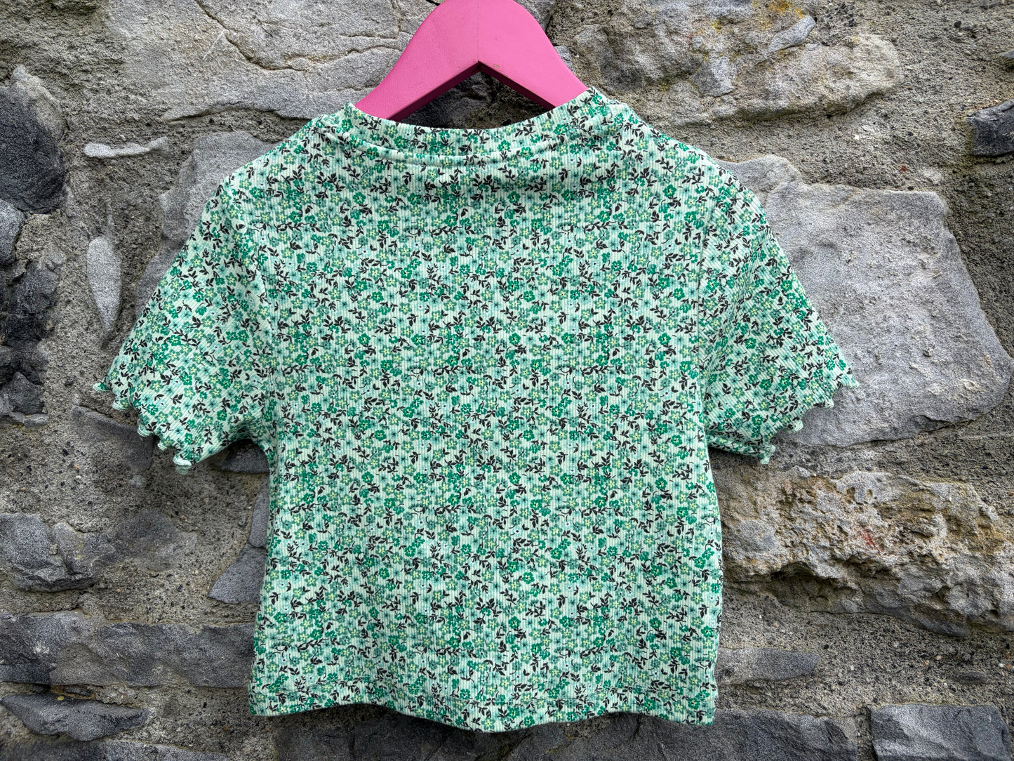 Green floral button up top  8-9y (128-134cm)