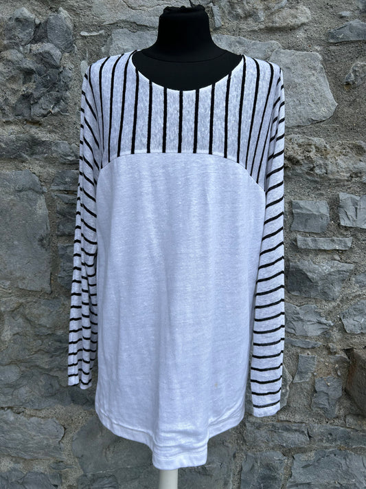 White&black stripy knitted top uk 14