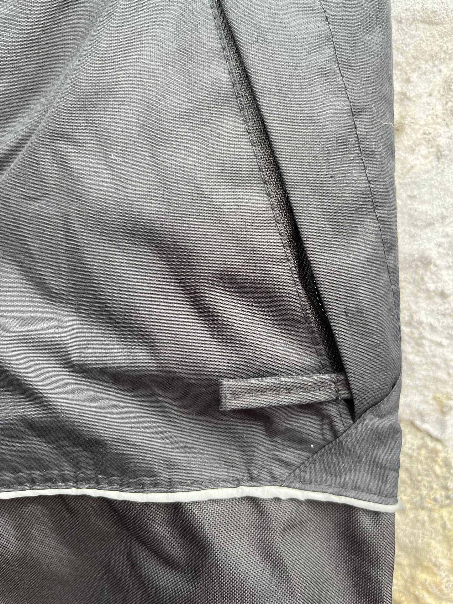 Black waterproof pants   2y (92cm)