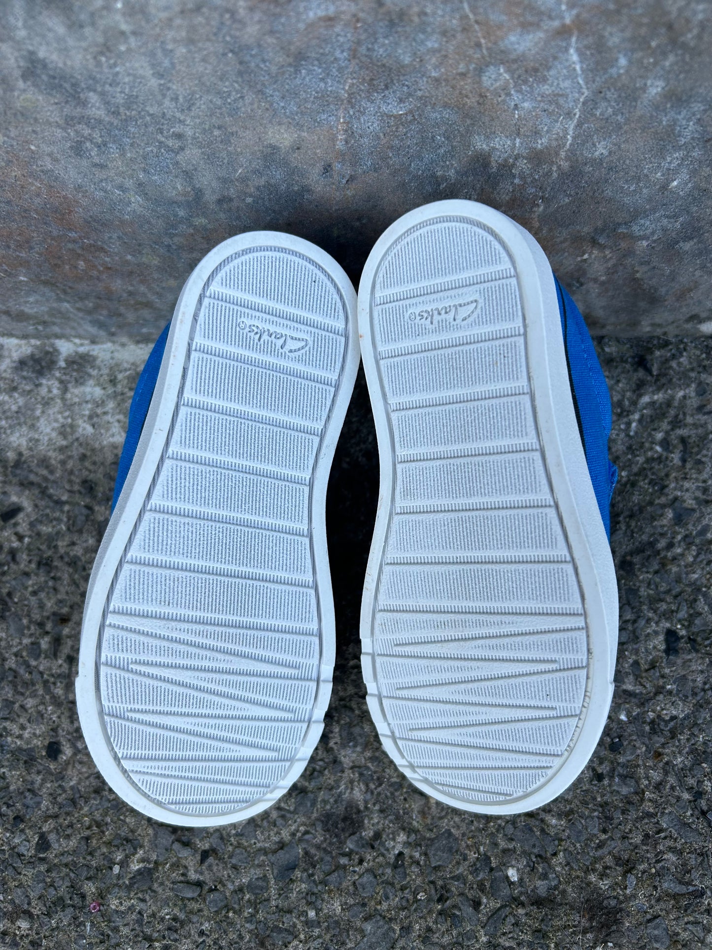 City Nemo Toddler Trainers  uk 6F (eu 22.5)