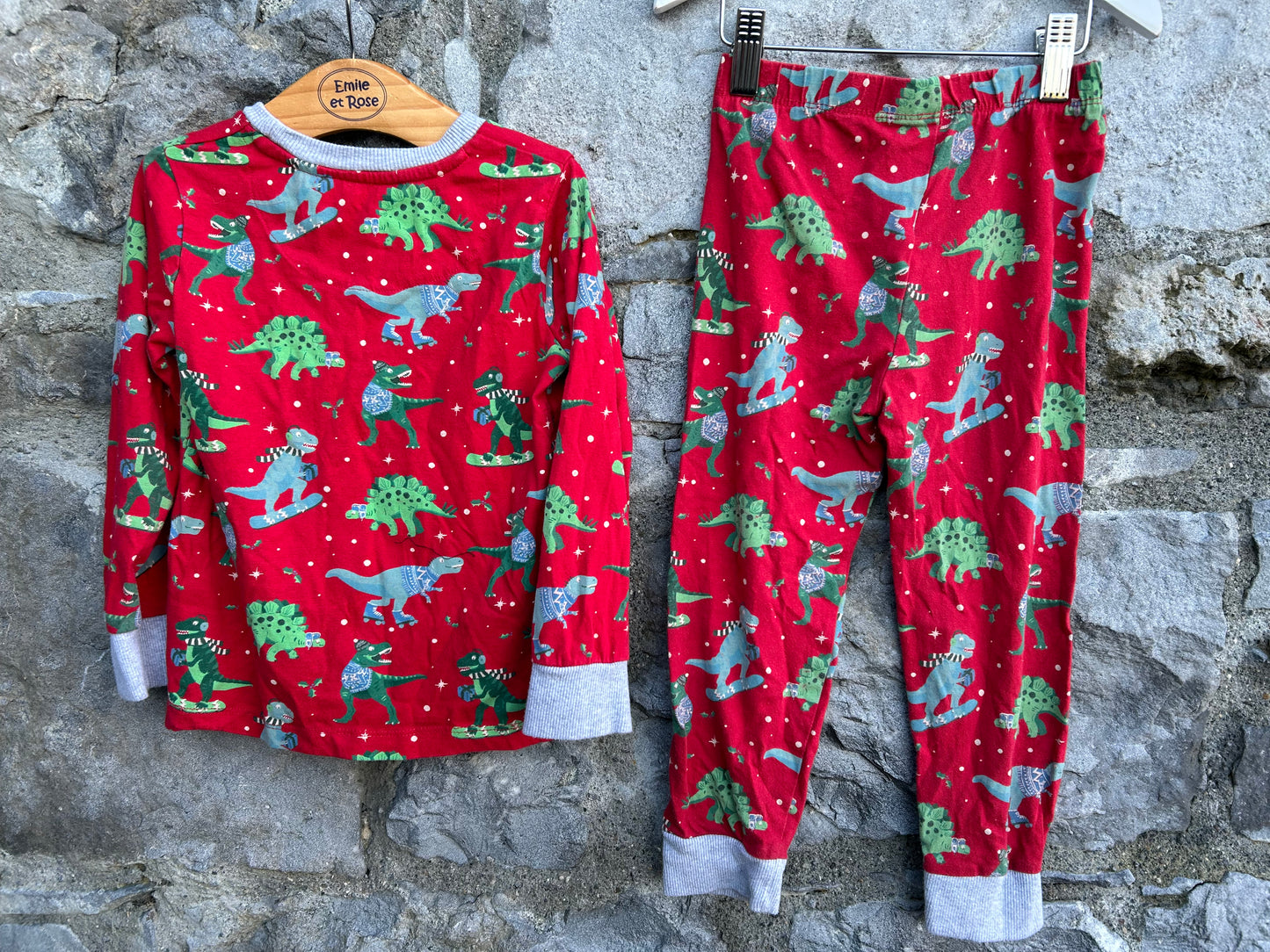 Winter dinosaurs red pj   4-5y (104-110cm)