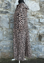 Load image into Gallery viewer, Spotty light pink maxi dress uk 18-20
