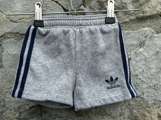 Grey shorts  3-6m (62-68cm)