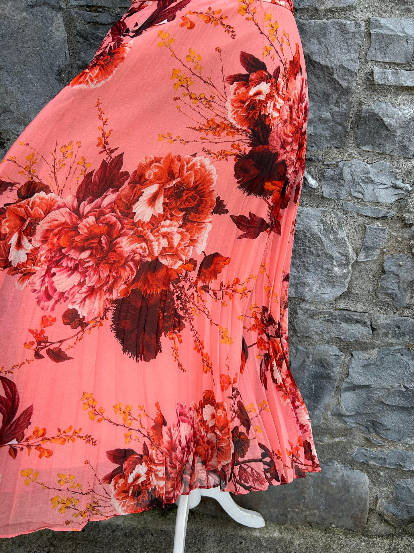 Floral print long pleated skirt uk 8