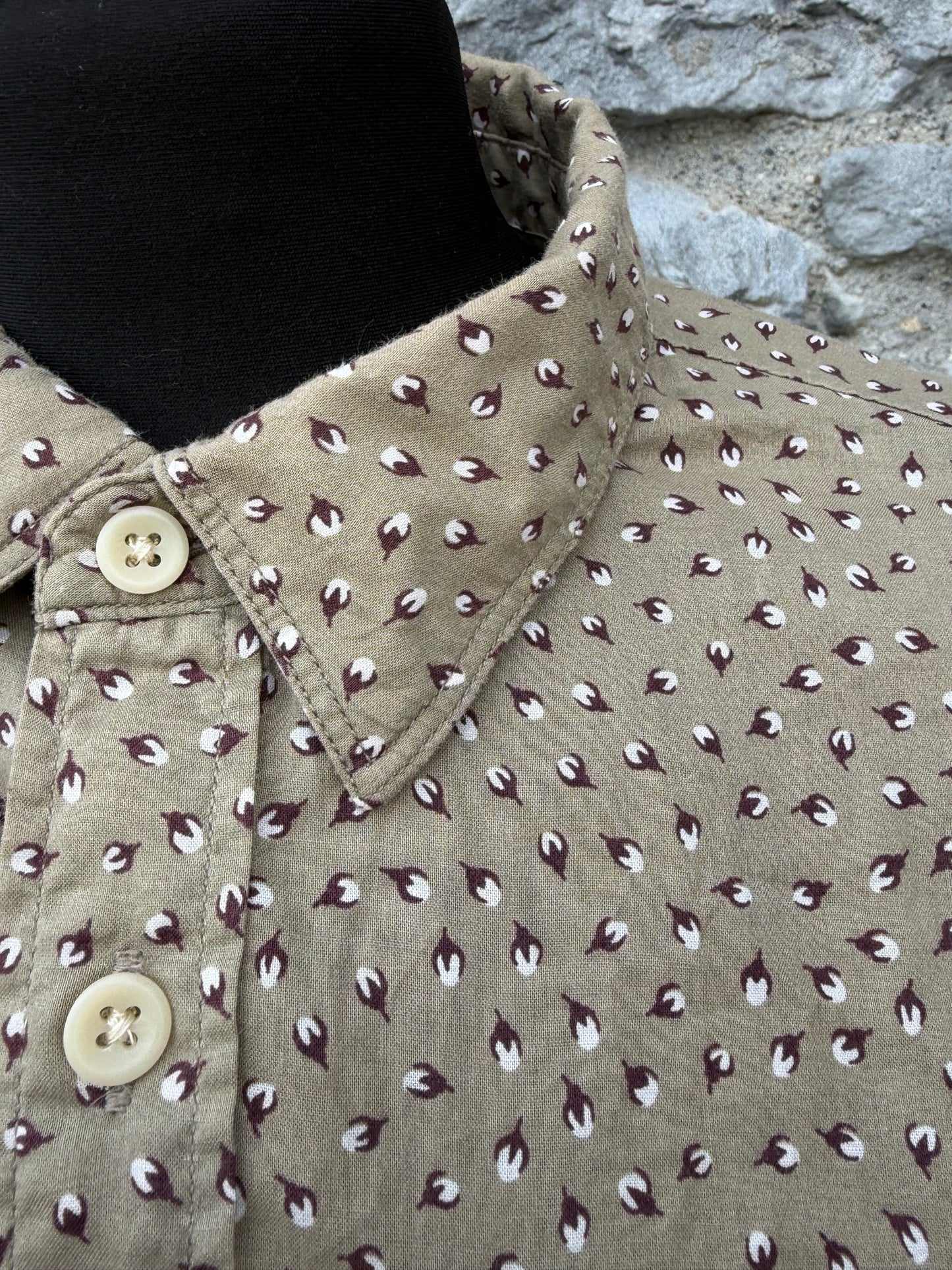 Cotton buds print beige shirt Small