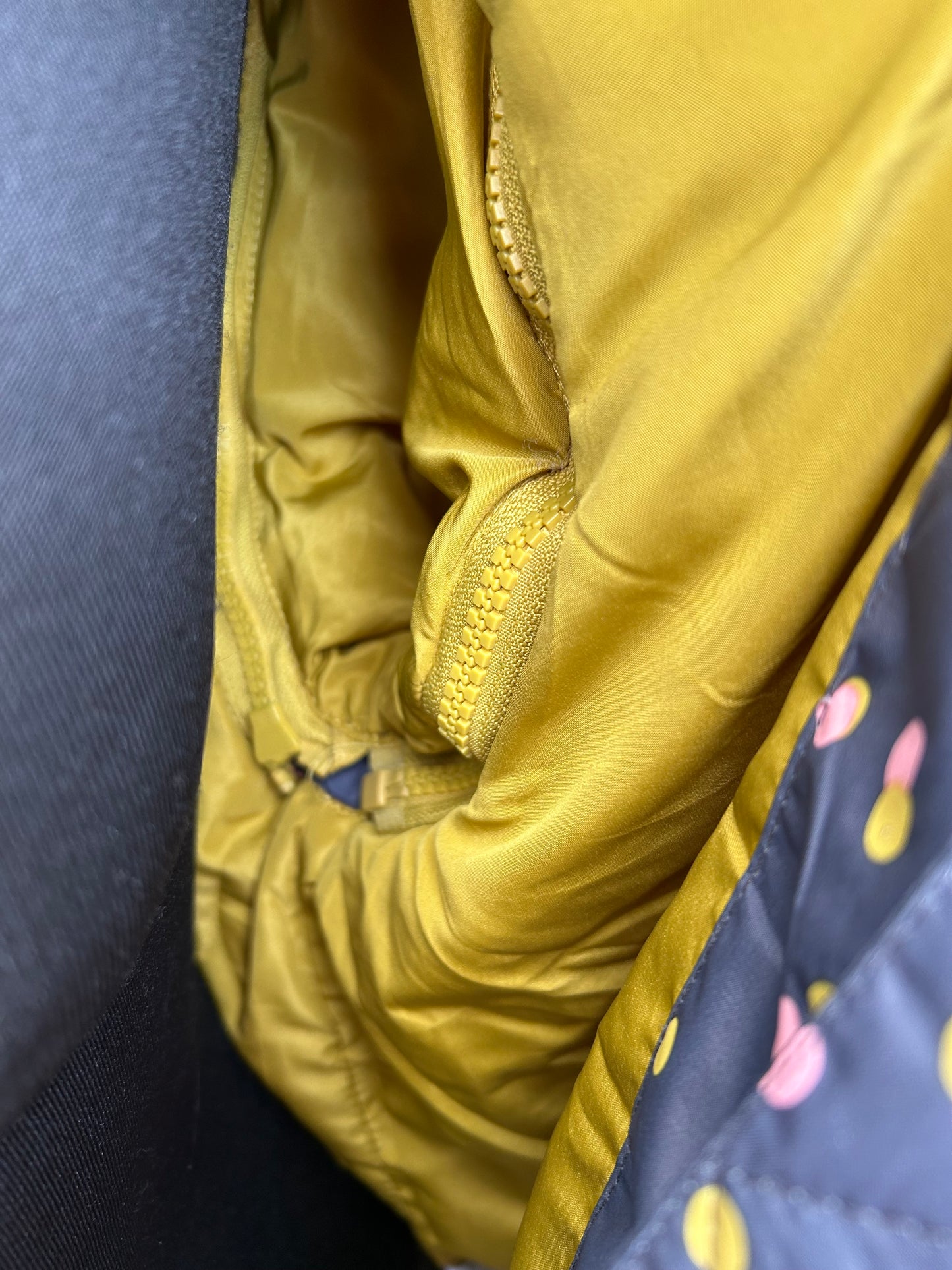 Grey spotty Removable sleeve puffa jacket uk 10-12