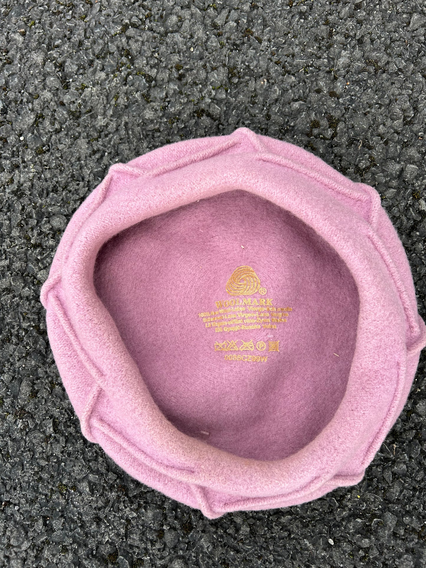 Pink béret hat