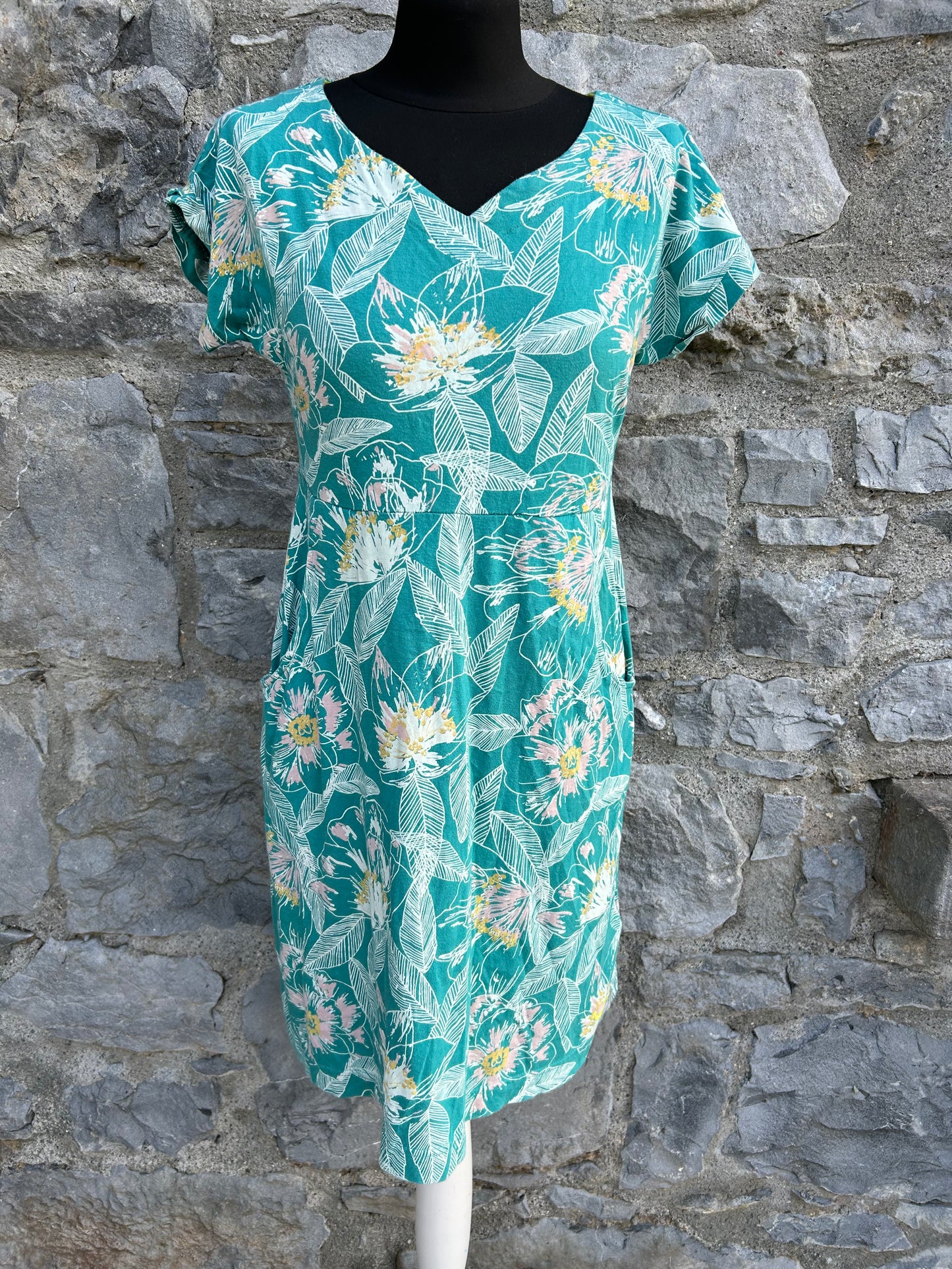 Green leaves dress  uk 10