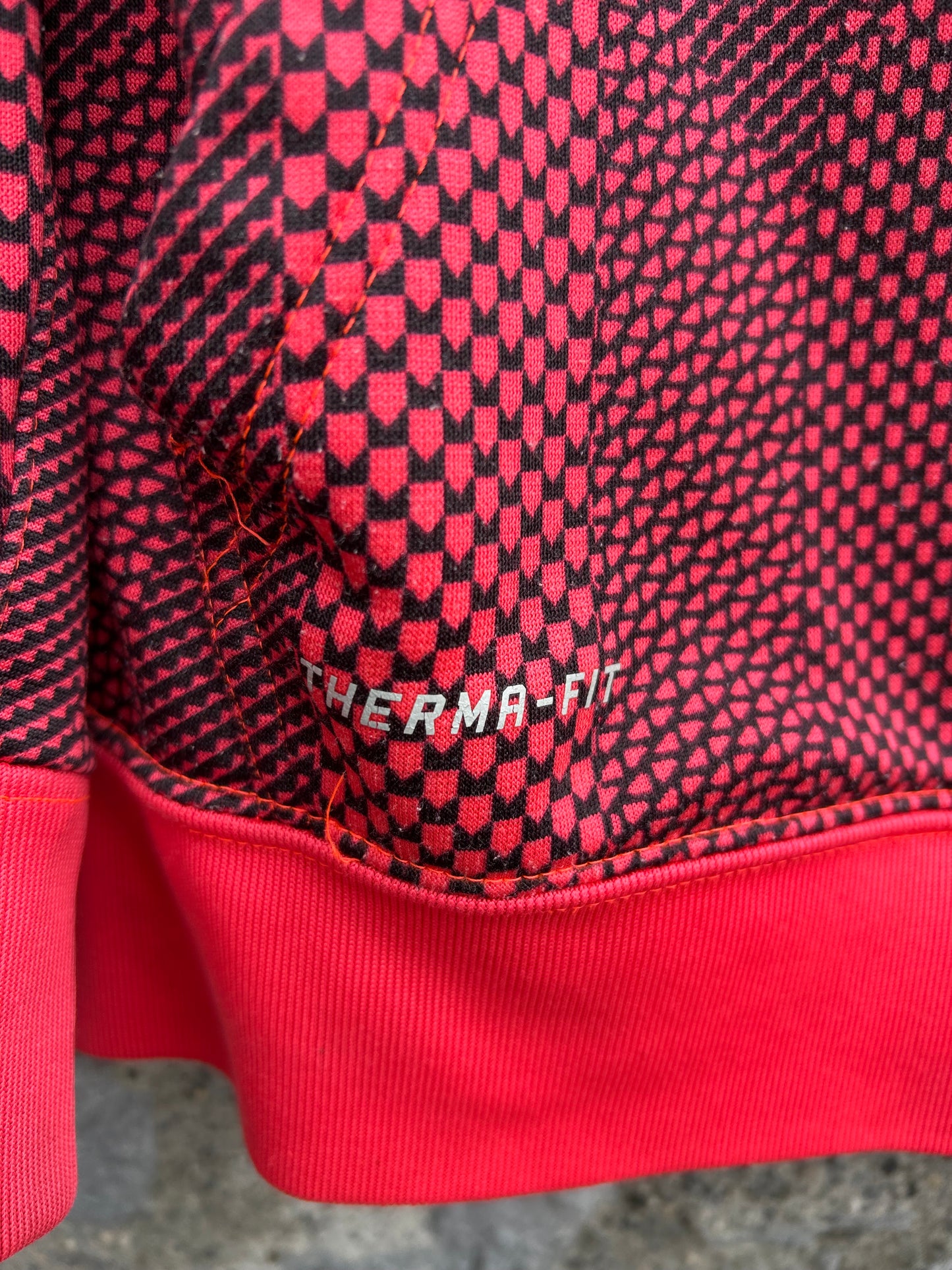 Therma-Fit Red Geometric Pattern hoodie  10y (140cm)
