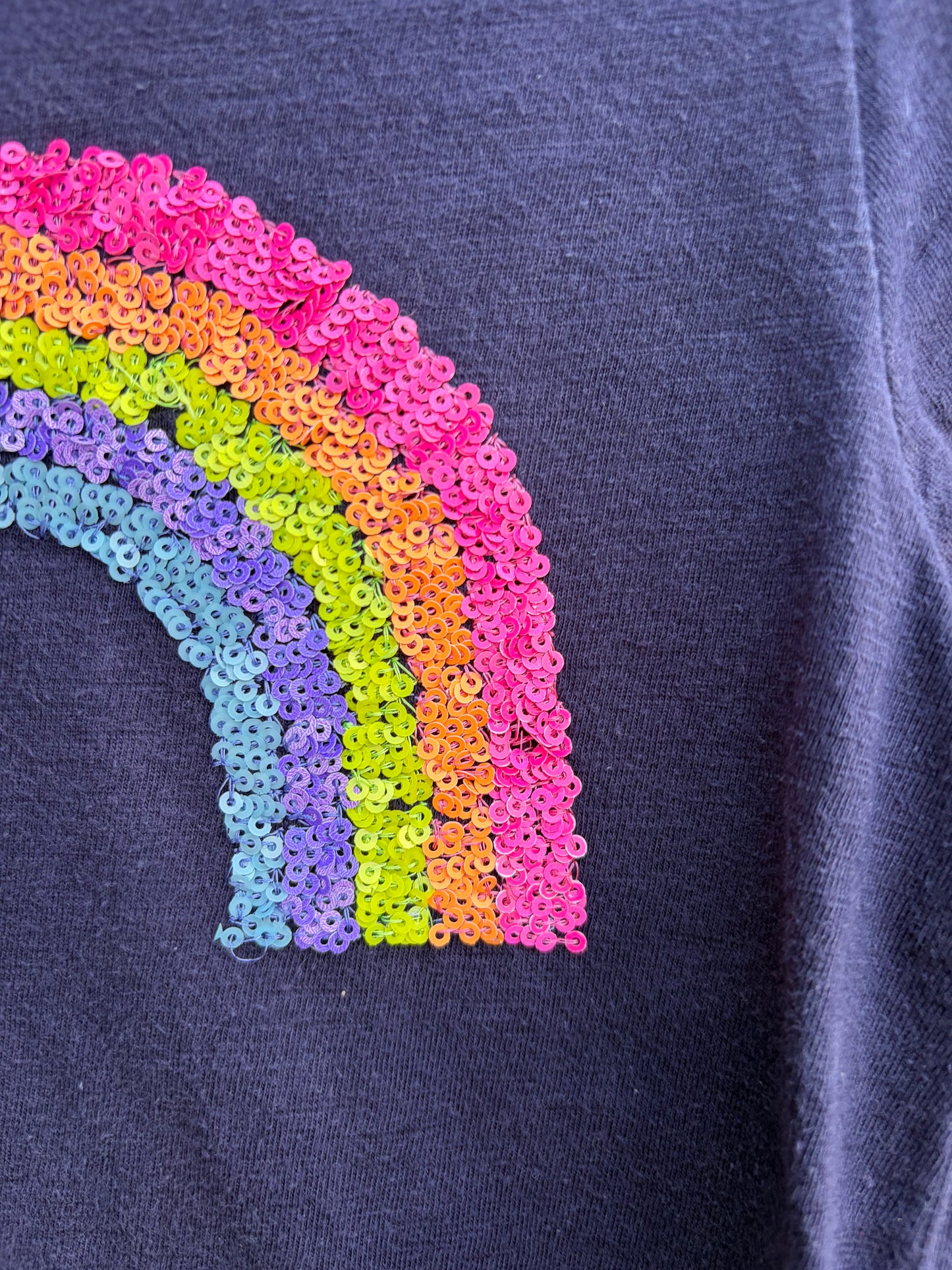 Sequin rainbow navy T-shirt  4-5y (104-110cm)