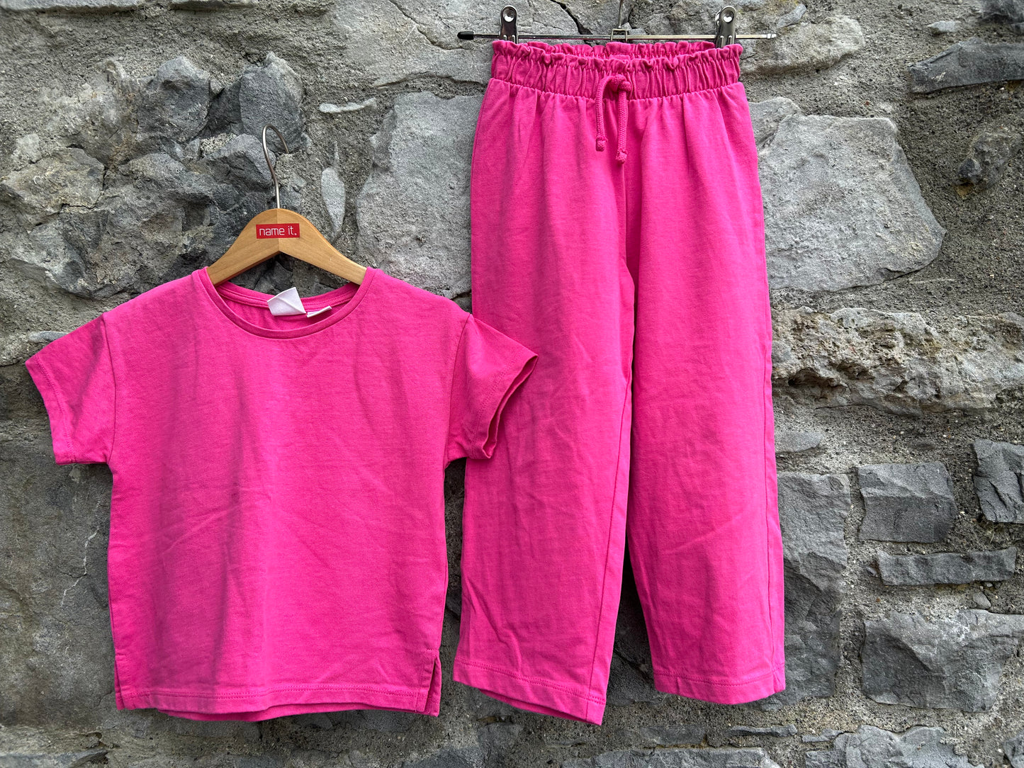 Pink T-shirts&pants  4-5y (104-110cm)