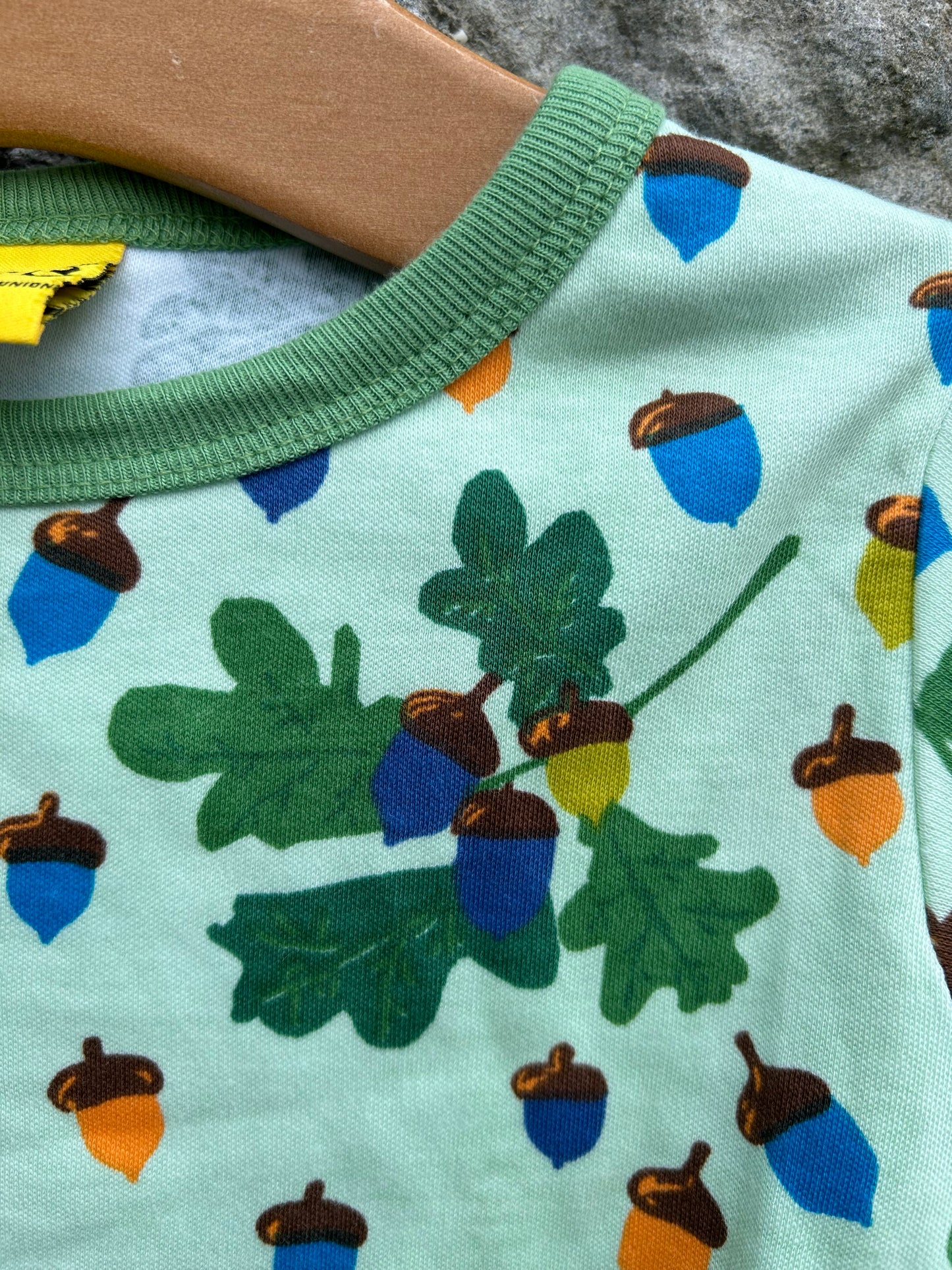 Acorns green top  3y (98cm)