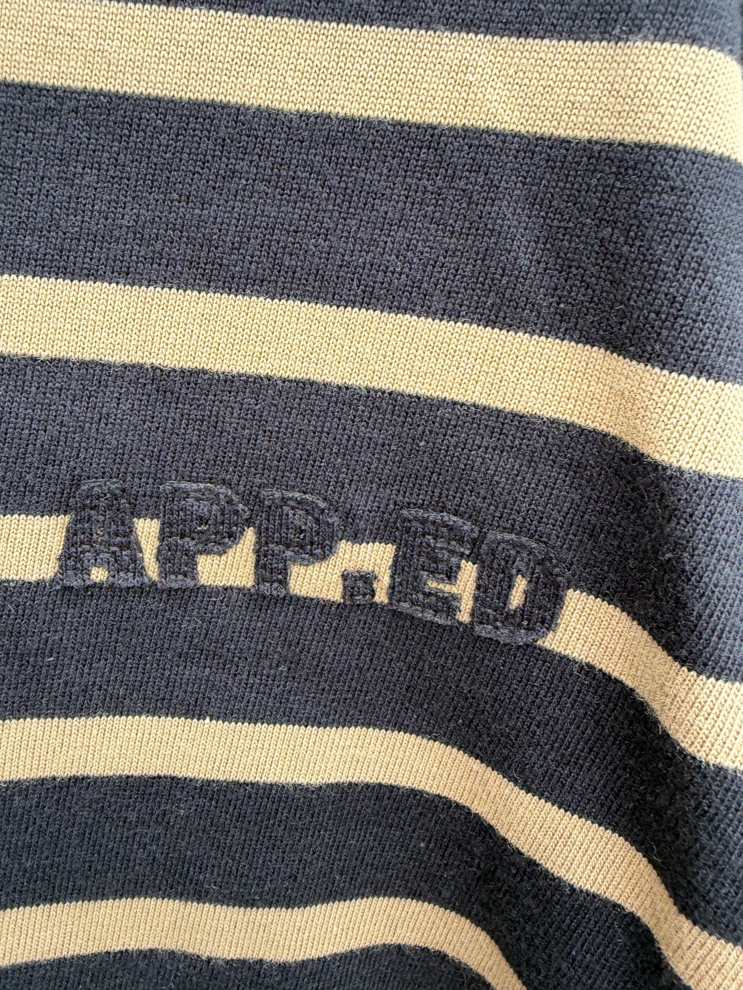 App.ep black&beige stripy top  11-12y (146-152cm)