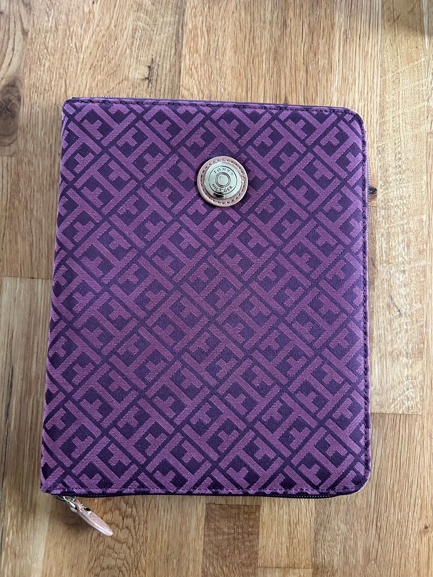 TH iPad case