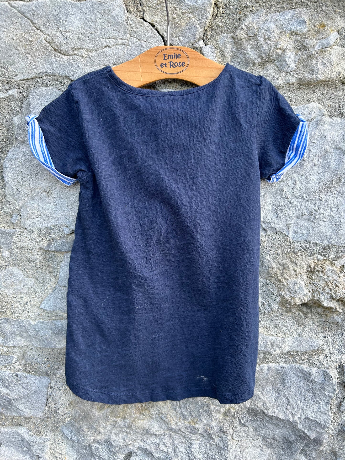 Navy T-shirt  2y (92cm)