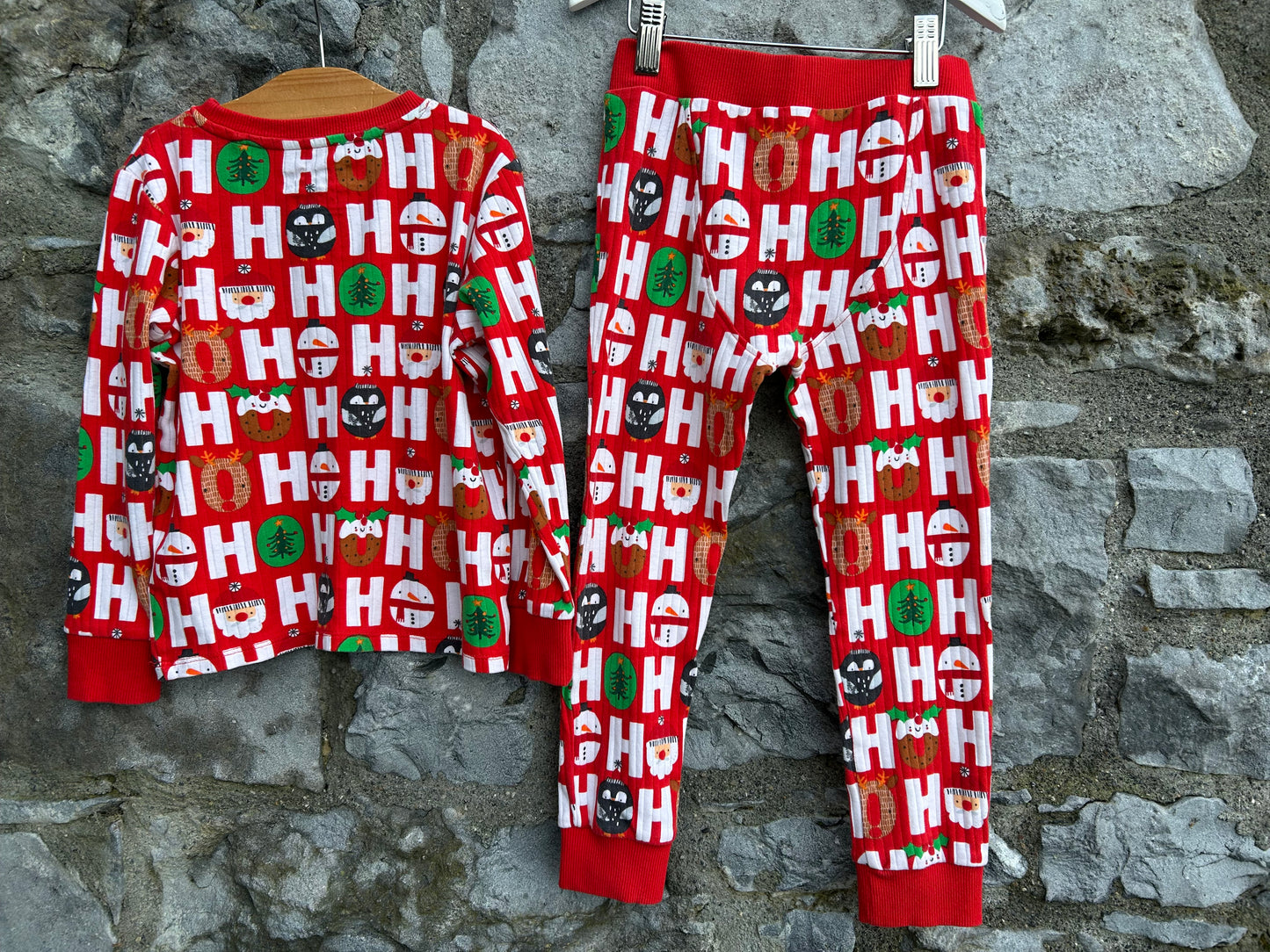 Ho ho ho red pjs  5y (110cm)